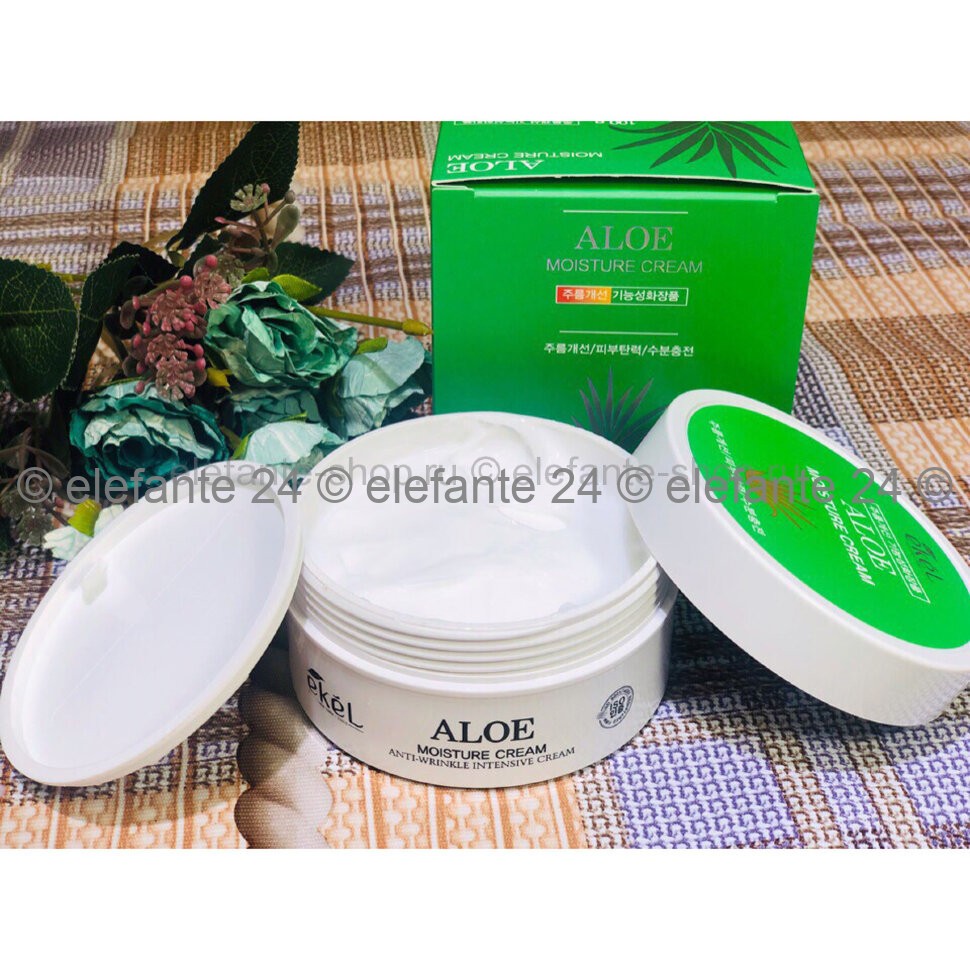 Крем с экстрактом алоэ Ekel Aloe Moisture Cream (125)